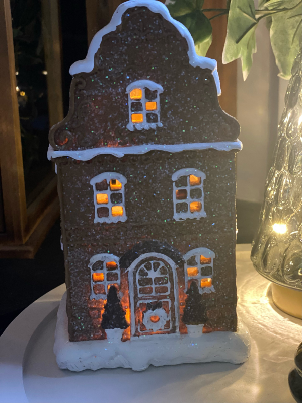 Brown Resin Light up House - Image 2